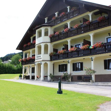 Haus Rosenauer Zimmer & Ferienwohnungen Nussdorf am Attersee Kültér fotó